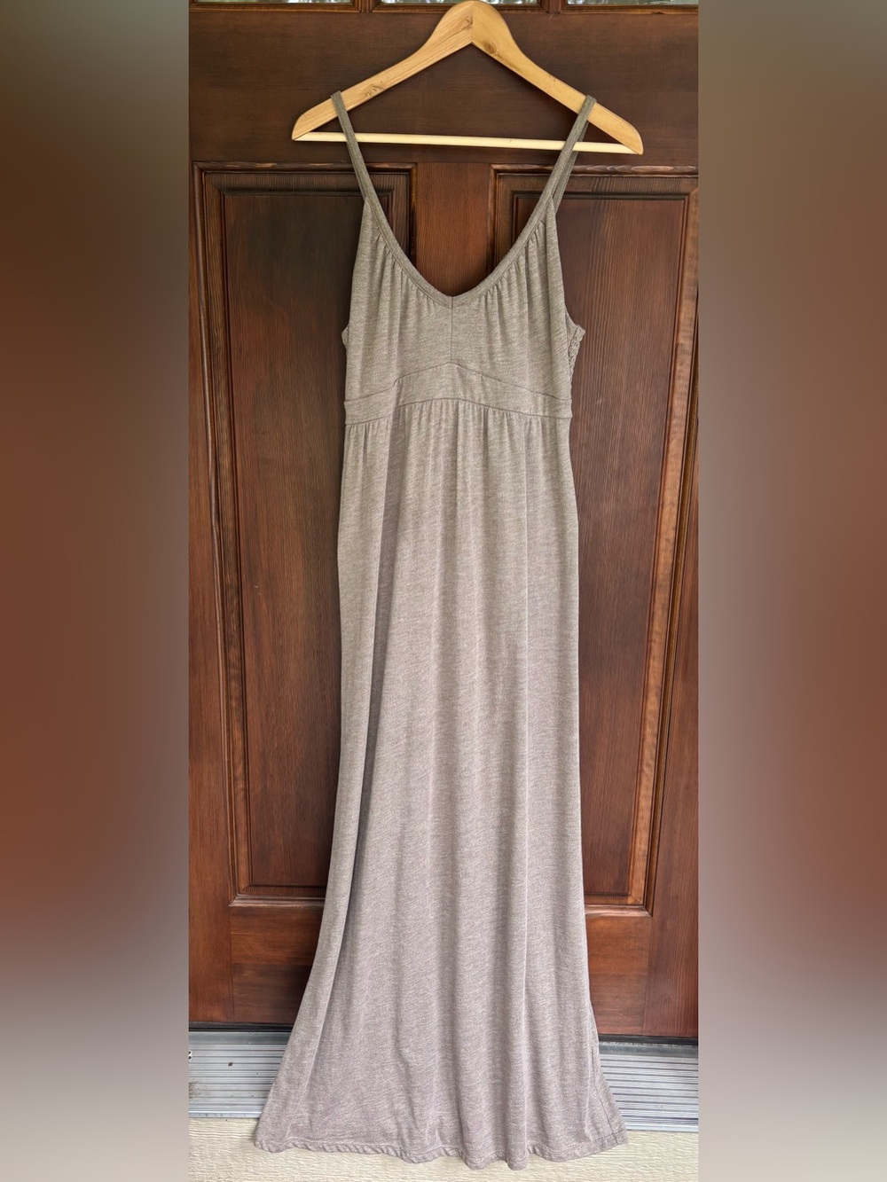 Old Navy Sleeveless Maxi Dress in Heather Brown